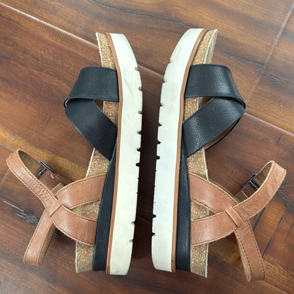 Josef Seibel Clea Platform Sandals Shoes - Picture 9 of 15